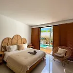 Villa Anoli - 3 Chambres - Centre De Seminyak